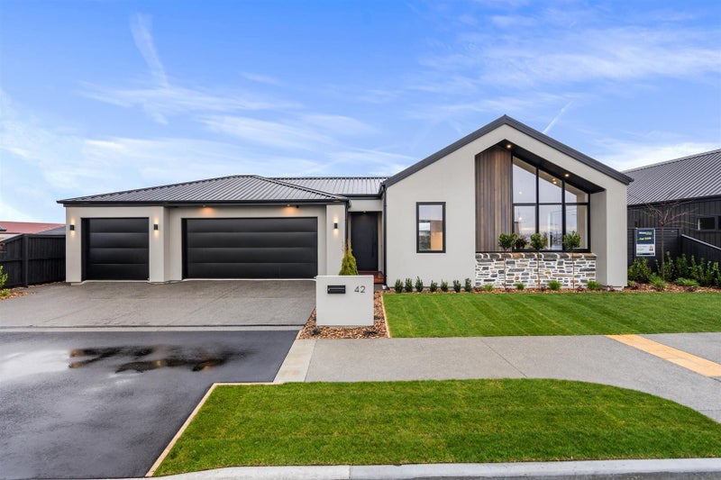 42 Wakeman Drive, Lincoln, Lincoln - Carousel 1