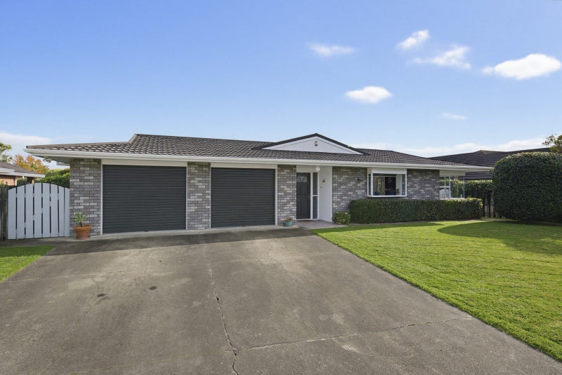 16 Easton Way, Levin, Levin - Carousel 1