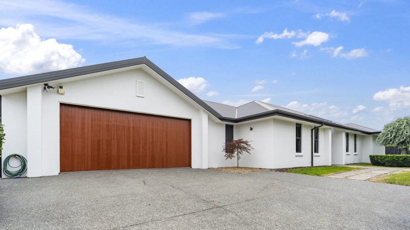 9 Saddleback Green, Halswell, Christchurch - Carousel 1