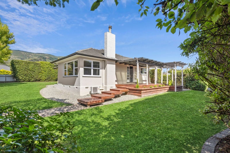 20 Sutton Street, Richmond - Carousel 1