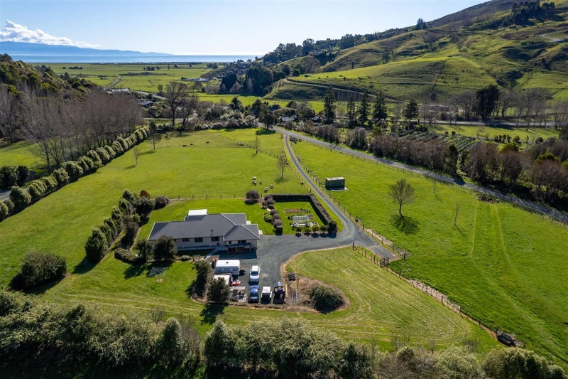 18 Hillwood Drive, Wakapuaka, Nelson - Carousel 2