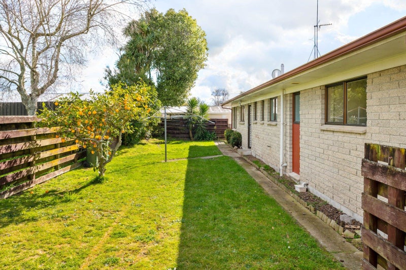 1 Partington Place, Beerescourt, Hamilton - Carousel 2
