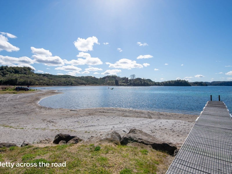 187 State Highway 30, Lake Rotoma, Rotorua - Carousel 19