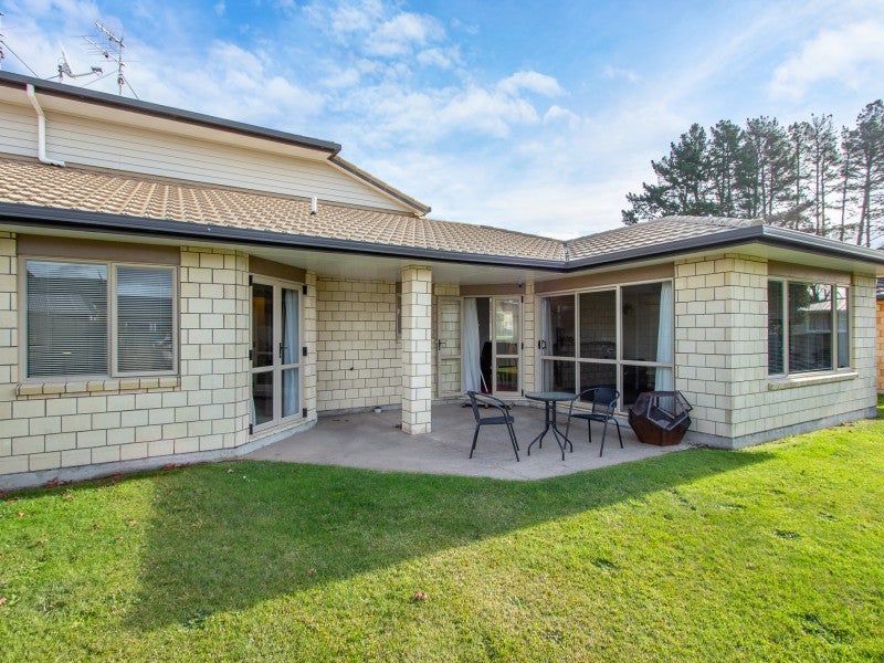 6/64 Kawaha Point Road, Kawaha Point, Rotorua - Carousel 15