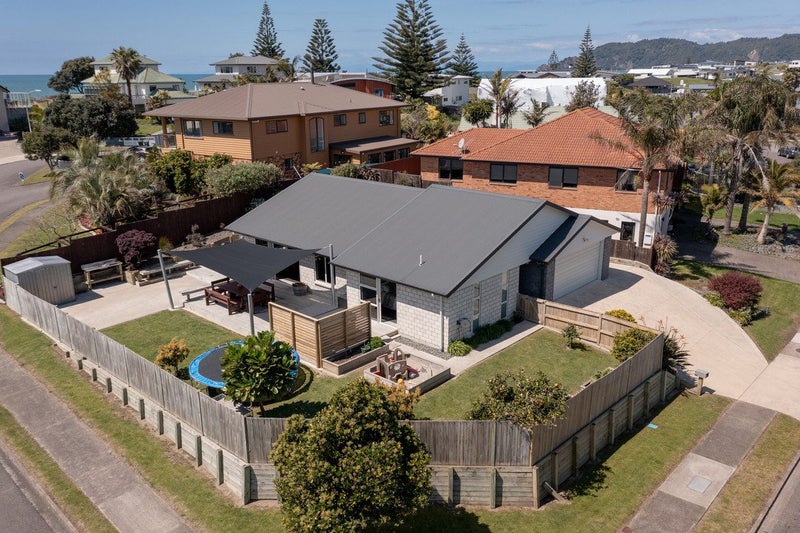 20 Fishermans Drive, Coastlands, Whakatane - Carousel 24