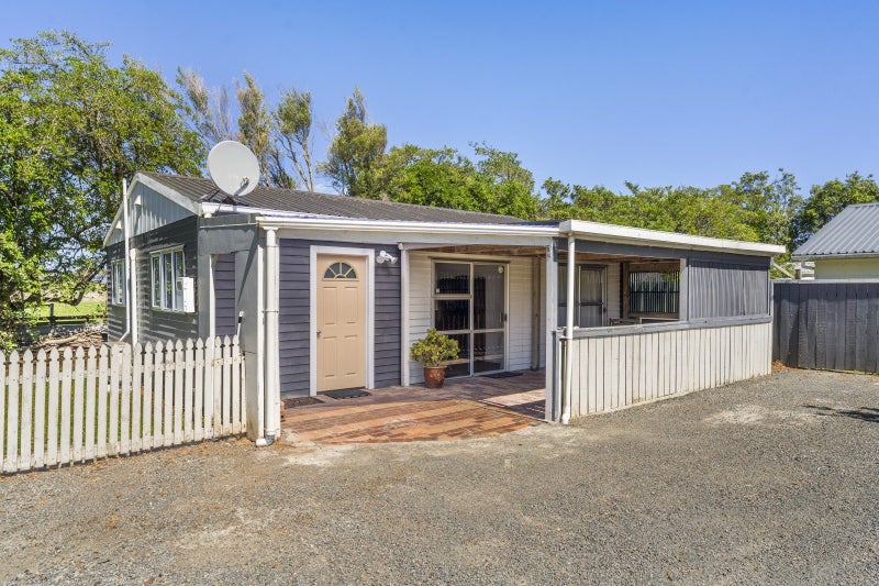 55 Atkinson Avenue, Otaki Beach, Otaki - Carousel 2