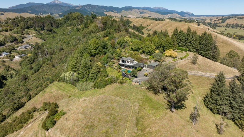 17 Hunt Terrace, Wakefield - Carousel 2