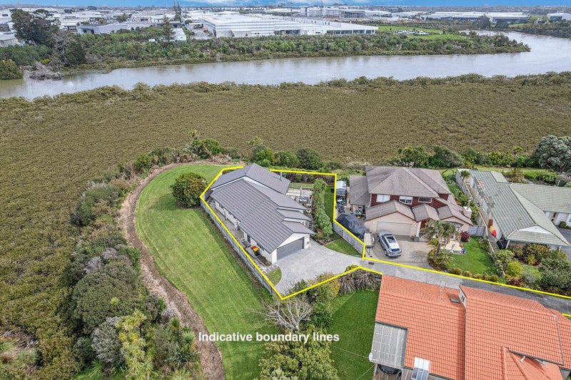 12 Paradise Place, Pakuranga Heights, Auckland - Carousel 1
