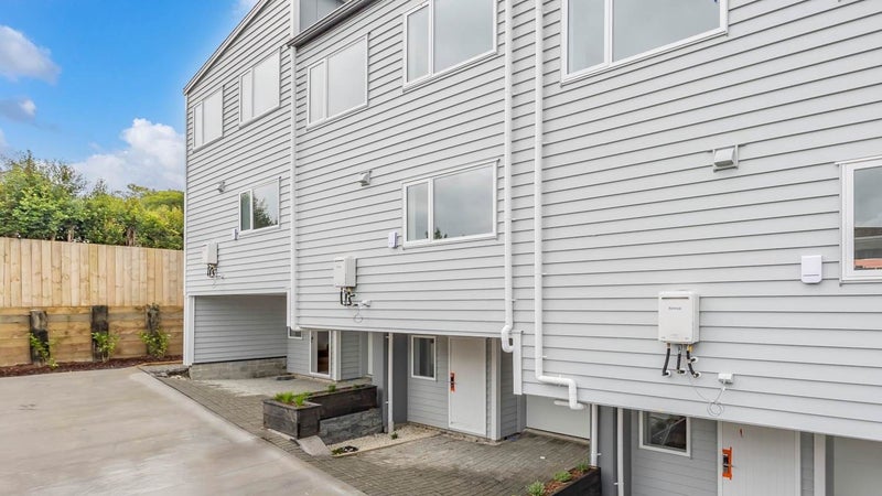 7C Liston Street, Northcote, Auckland - Carousel 1