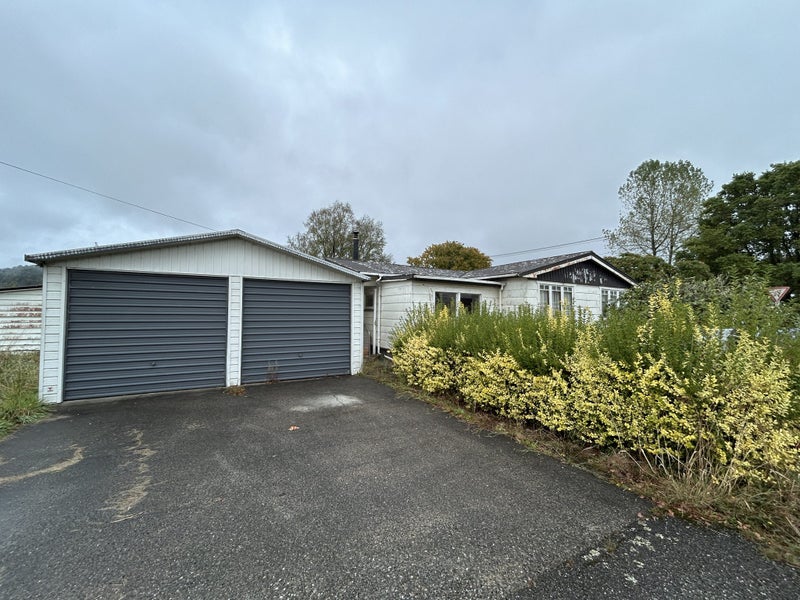 28 Clifford Street, Blackball, Greymouth - Carousel 1