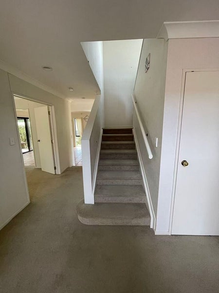 17 Annalong Road, Dannemora, Auckland - Carousel 18