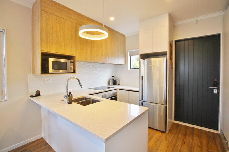 9/66 Swanson Road, Henderson, Auckland - Carousel 2