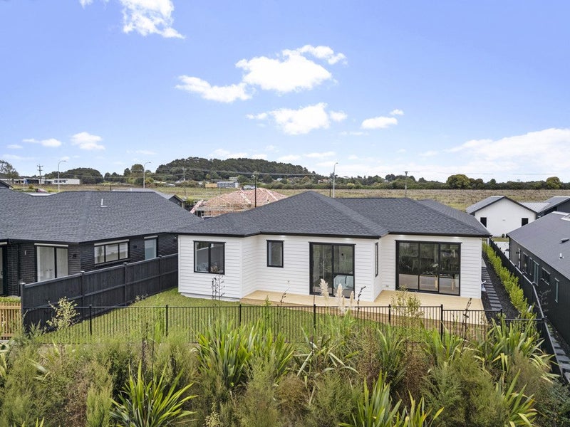 16 Te Ara Hikoi, Pukekohe, Pukekohe - Carousel 2