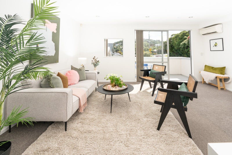 1/12 Agra Crescent, Khandallah, Wellington - Carousel 2