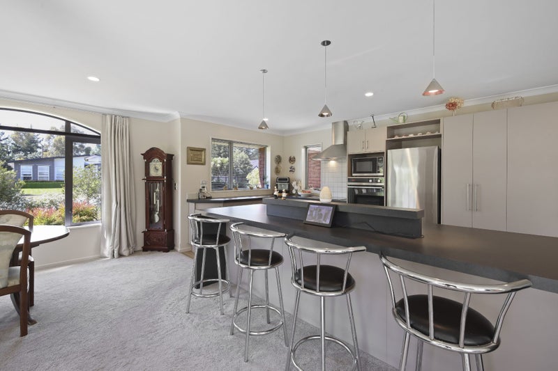 18 Hemingway Place, Spencerville, Christchurch - Carousel 2