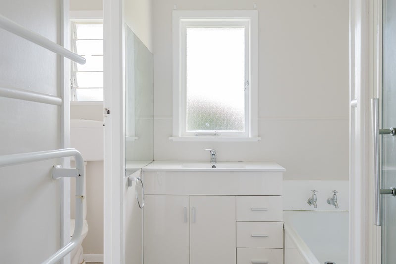 10 Erika Place, Fairview Downs, Hamilton - Carousel 17