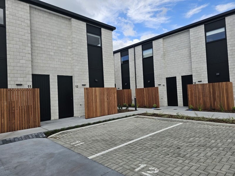 12/1460 Cameron Road, Greerton, Tauranga - Carousel 2