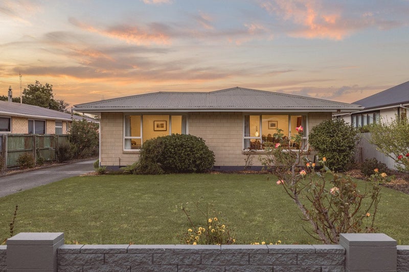 6 Laing Crescent, Heathcote Valley, Christchurch - Carousel 2