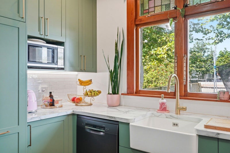 18 Parsons Street, Saint Johns Hill, Whanganui - Carousel 2