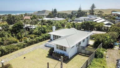 32 Ripiro Drive, Dargaville - Carousel 1