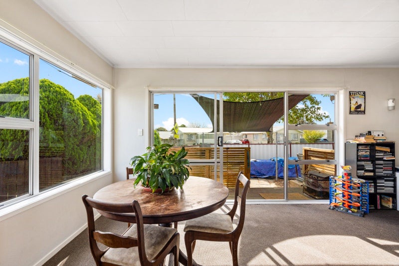 1/41 Lyttelton Crescent, Tamatea, Napier - Carousel 1