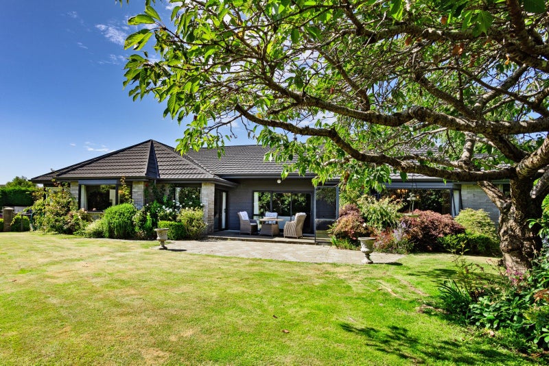 12 Turnbull Street, Rosedale, Invercargill - Carousel 1
