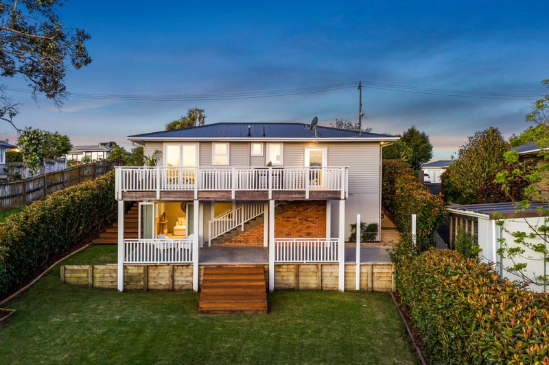 51 Sycamore Drive, Sunnynook, Auckland - Carousel 2
