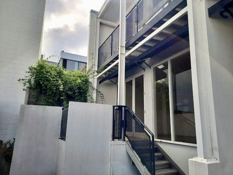 1/5 Pollen Street, Grey Lynn, Auckland - Carousel 1