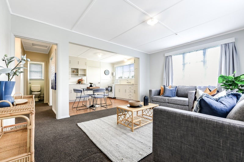 36 Rimu Street, Maeroa, Hamilton - Carousel 2