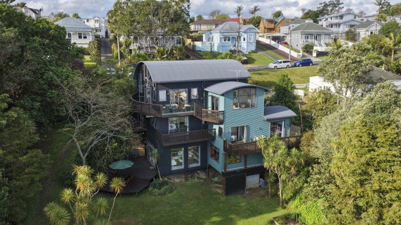 60 Palmerston Road, Birkenhead, North Shore City, Auckland - Carousel 1