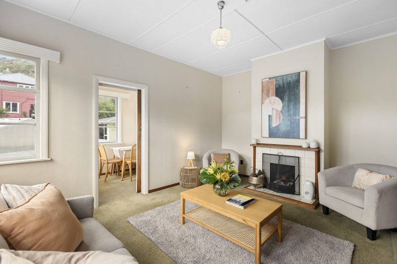 14 Warwick Street, Wilton, Wellington - Carousel 2