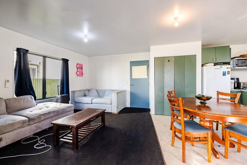 9/598 Castle Street, North Dunedin, Dunedin - Carousel 2