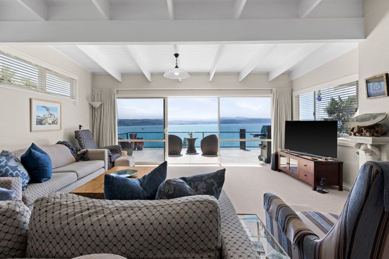 157 Thompson Road, Bluff Hill, Napier, Hawke's Bay - Carousel 1