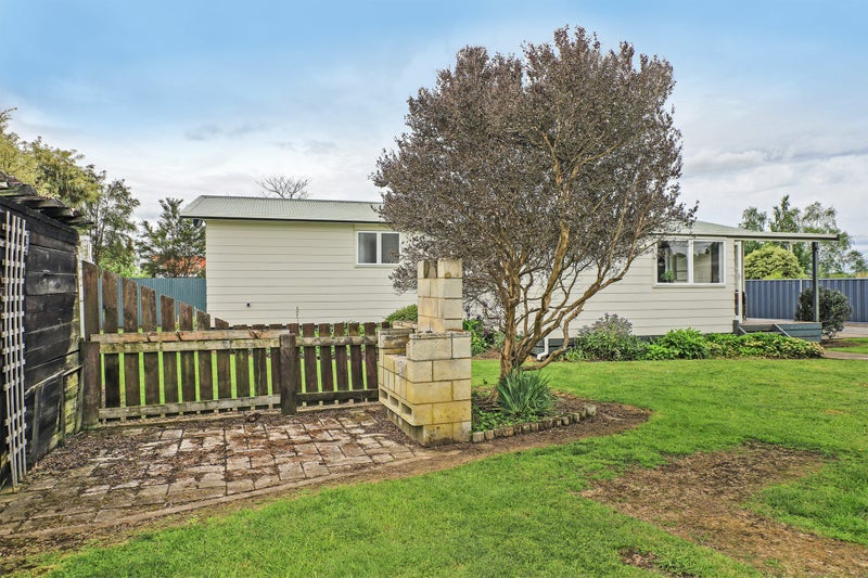 30 Ross Street, Otane - Carousel 21