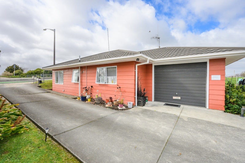 48 Botanical Road, Takaro, Palmerston North - Carousel 1