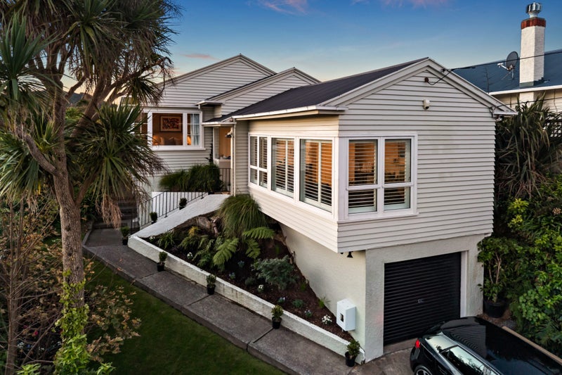 24 Plymouth Street, Karori, Wellington - Carousel 1
