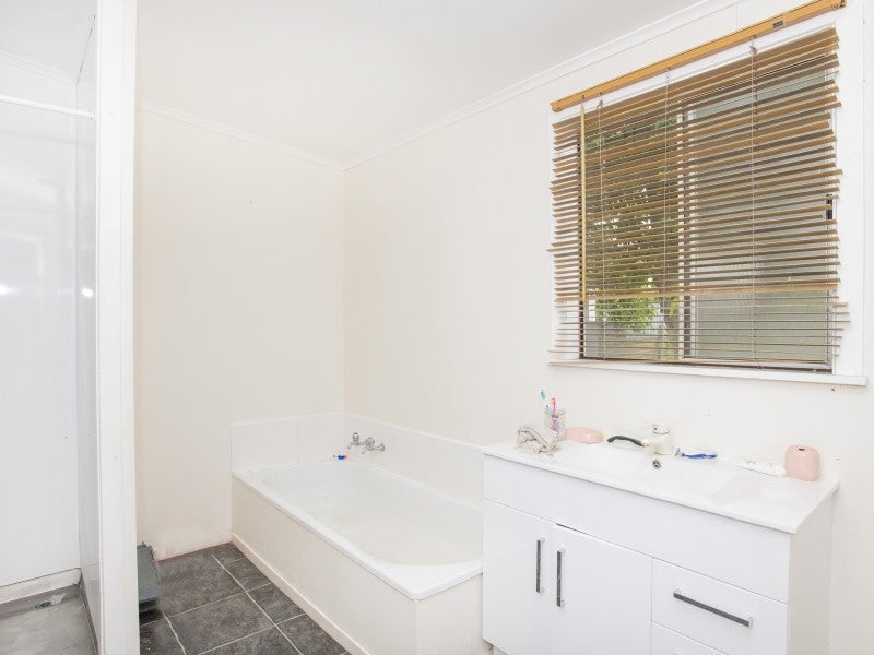 28 Andrew Street, Elgin, Gisborne - Carousel 24