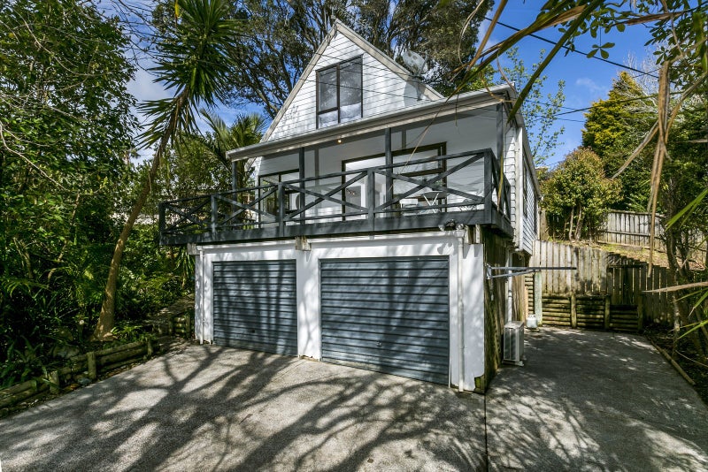 2/68 Beulah Avenue, Rothesay Bay, Auckland - Carousel 1