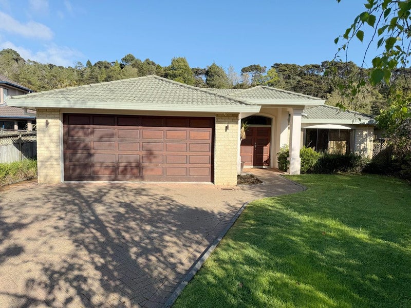 38 Landing Drive, Albany, Auckland - Carousel 1
