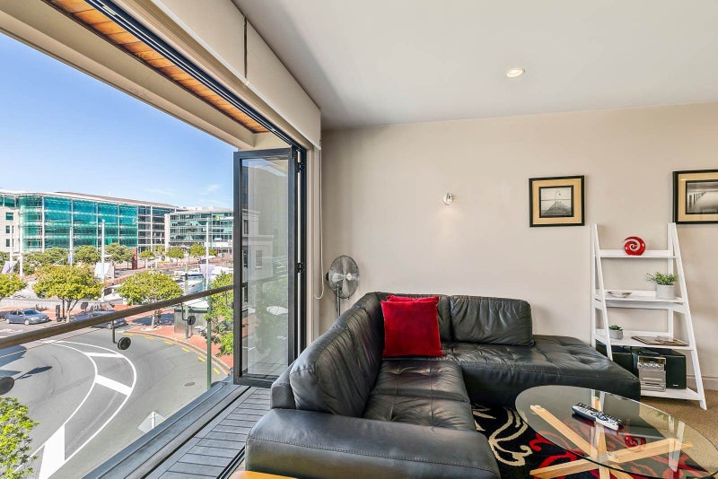 2L/22 Pakenham Street East, Auckland Central, Auckland - Carousel 1