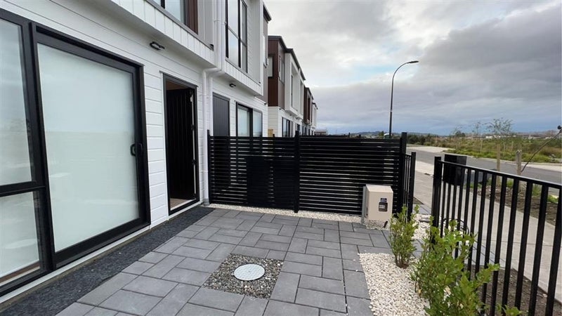 27 Aramata Road, Papakura, Papakura - Carousel 2