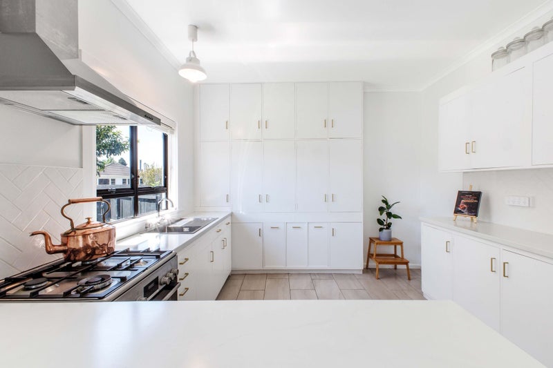 28 Ferry Road, Whakatane, Whakatane - Carousel 2