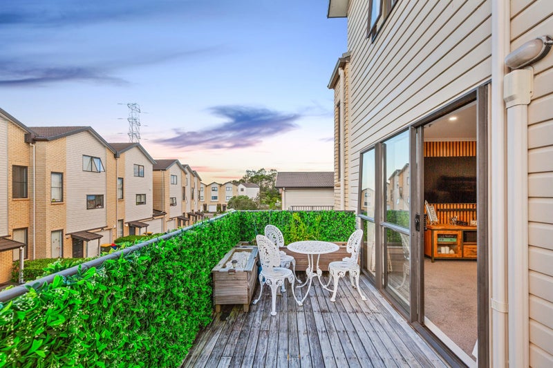 27/172 Mcleod Road, Te Atatu South, Auckland - Carousel 2