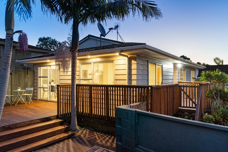1/34 Bayview Road, Bayview, Auckland - Carousel 1