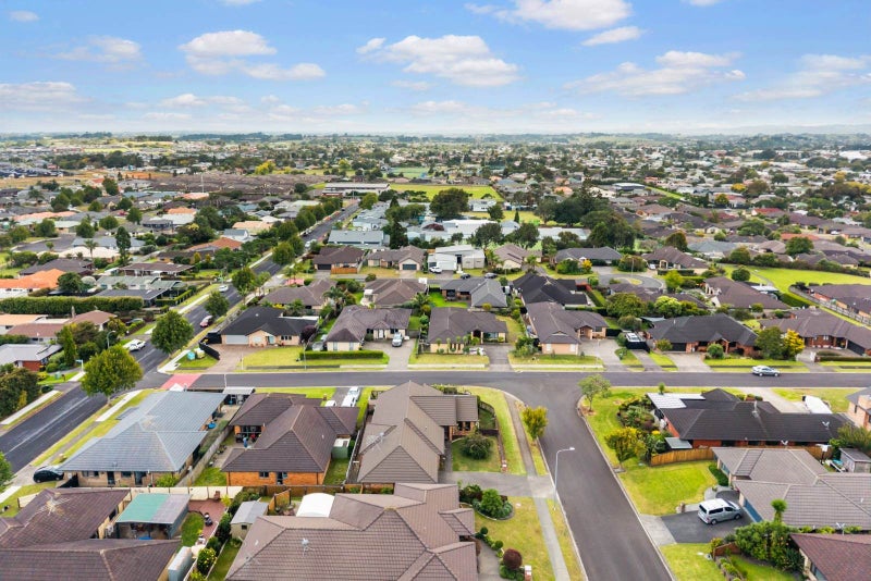 2 Ludlow Place, Pukekohe, Pukekohe - Carousel 50