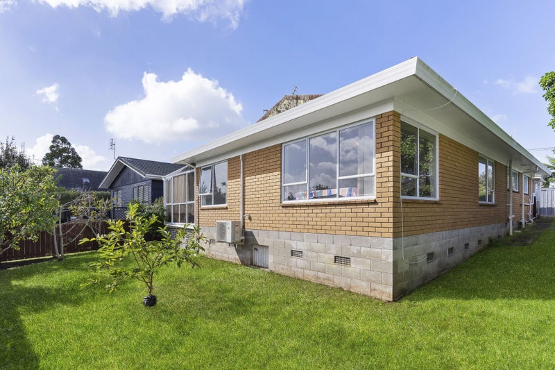 7A Winstone Road, Mount Roskill, Auckland - Carousel 13