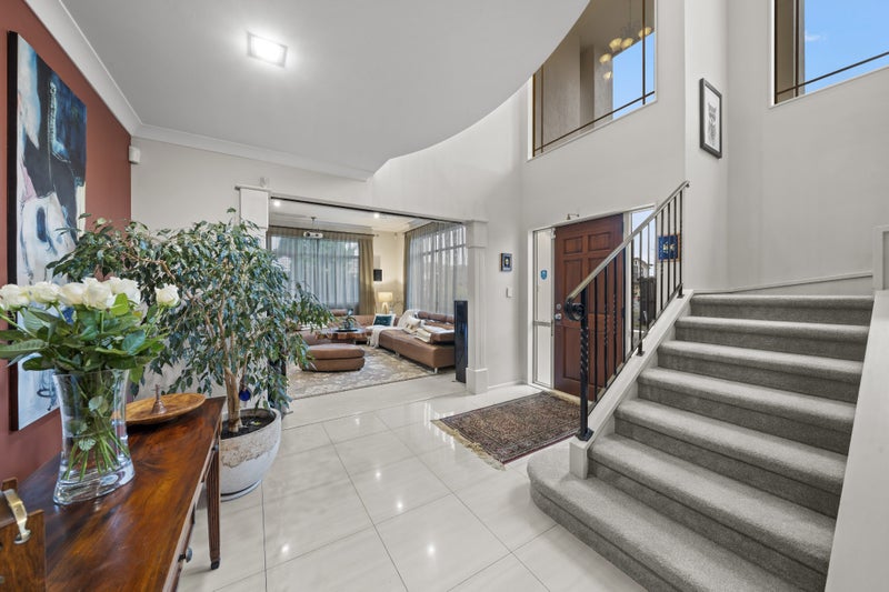 6 Alvre Place, Flat Bush, Auckland - Carousel 2