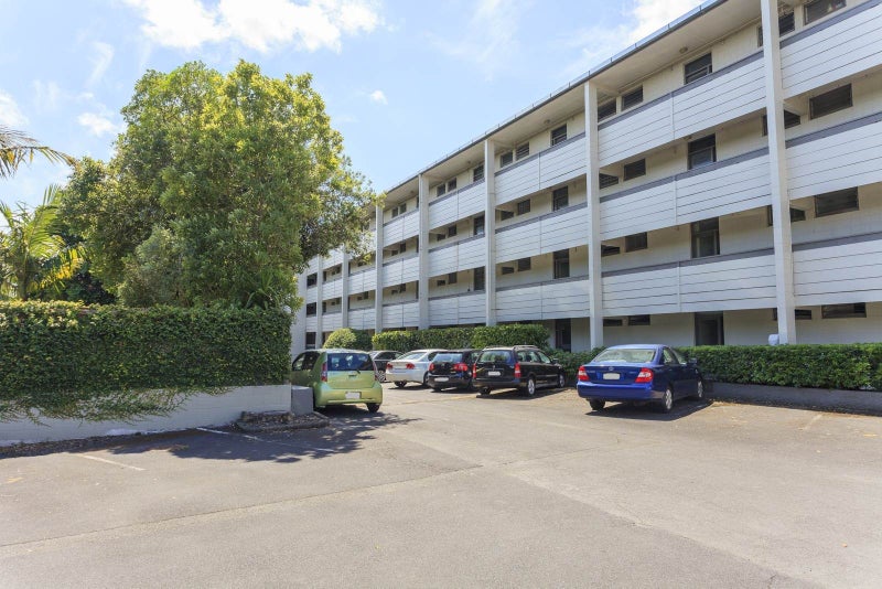 39/18 Edenvale Crescent, Mount Eden, Auckland - Carousel 1