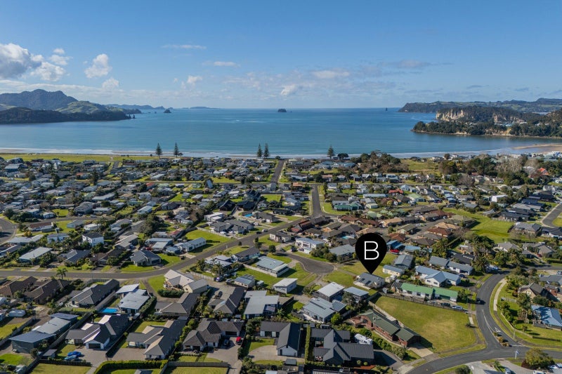 14 Rena Place, Whitianga, Whitianga - Carousel 2