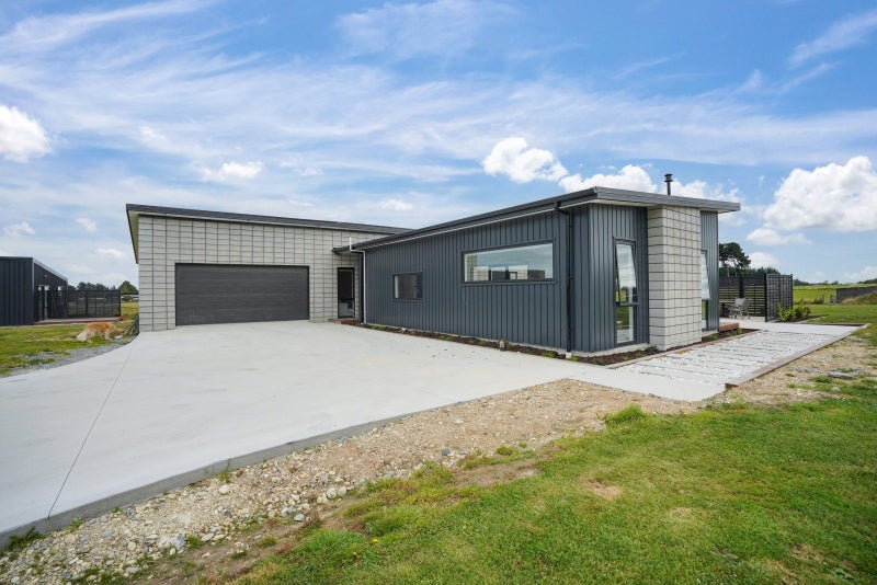 112 Mason Road, SEAWARD BUSH, INVERCARGILL - Carousel 2